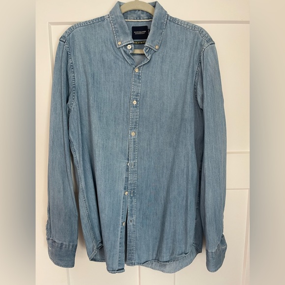 Scotch & Soda Other - Scotch & Soda Denim Shirt - size Medium